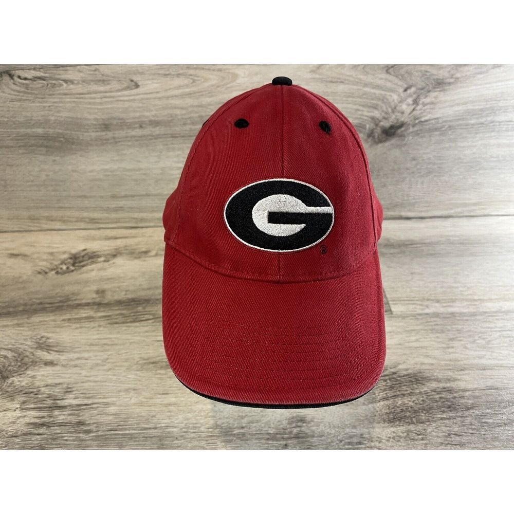 UGA Georgia Bulldogs‎ Dawgs Signatures Brand NCAA Red Strapback Cap College